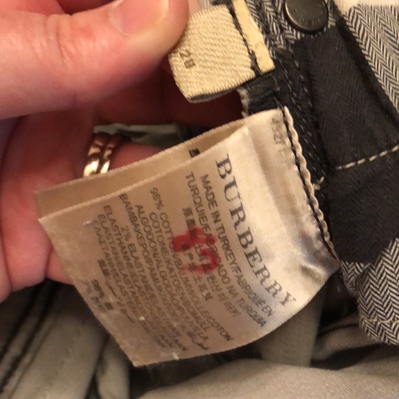 Burberry Brit Bexton Skinny Leg Jeans, Size 28. - Picture 11 of 16